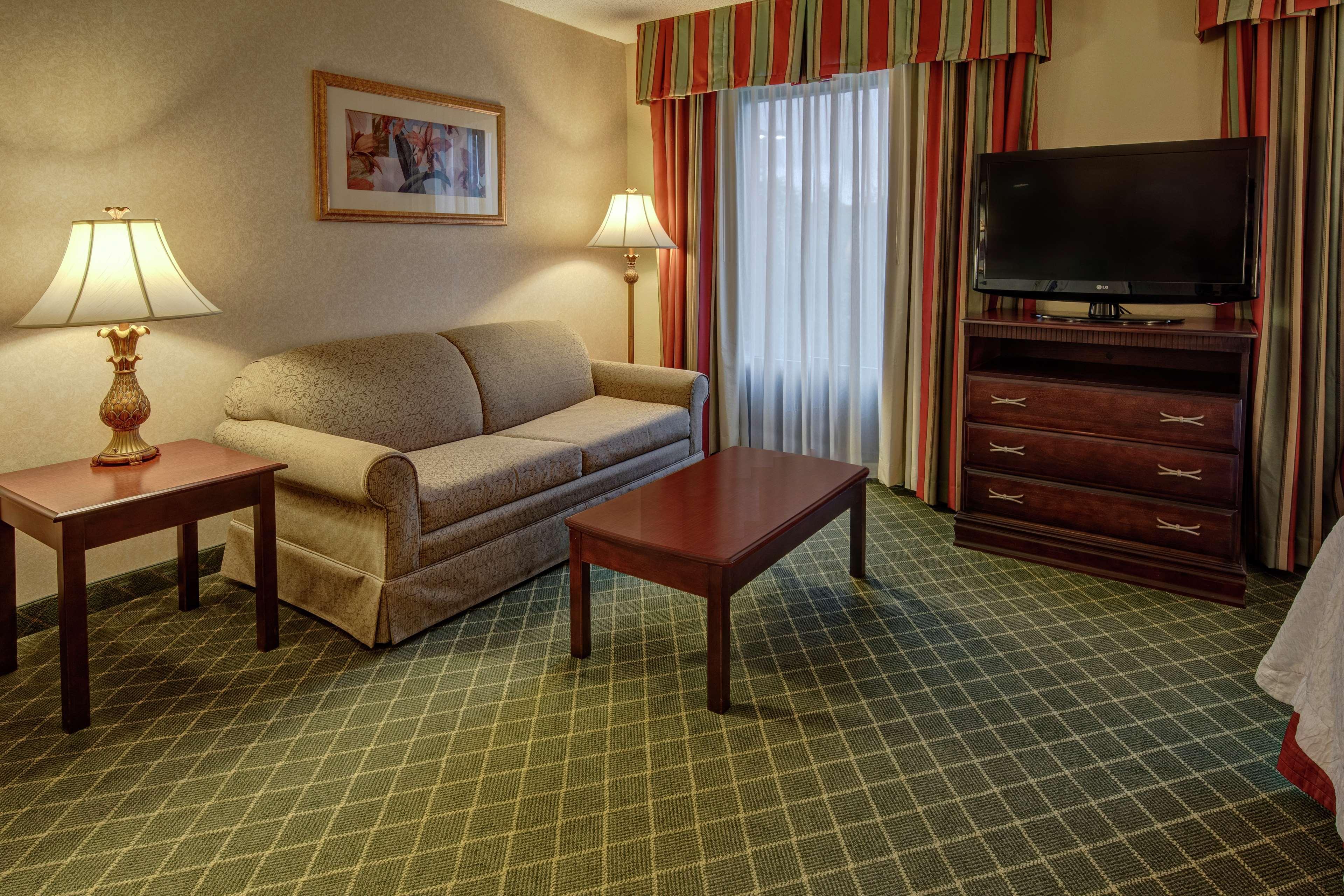 Hampton Inn Cambridge Exteriör bild